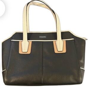 Rare Vintage Coach Taylor Spectator leather Bette mini tote in cream and black